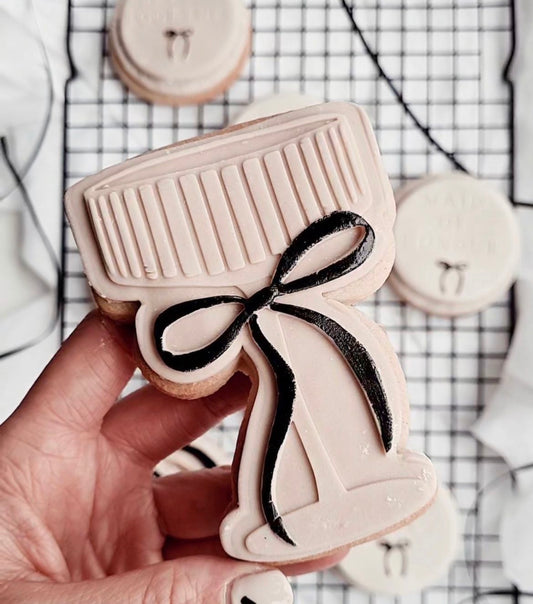 Bow glass Embosser and matching cutter