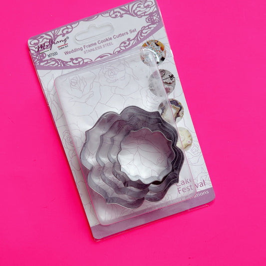 Pack of 4 wedding frame Metal cookie cut