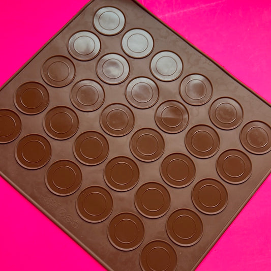 30 macaroon mat