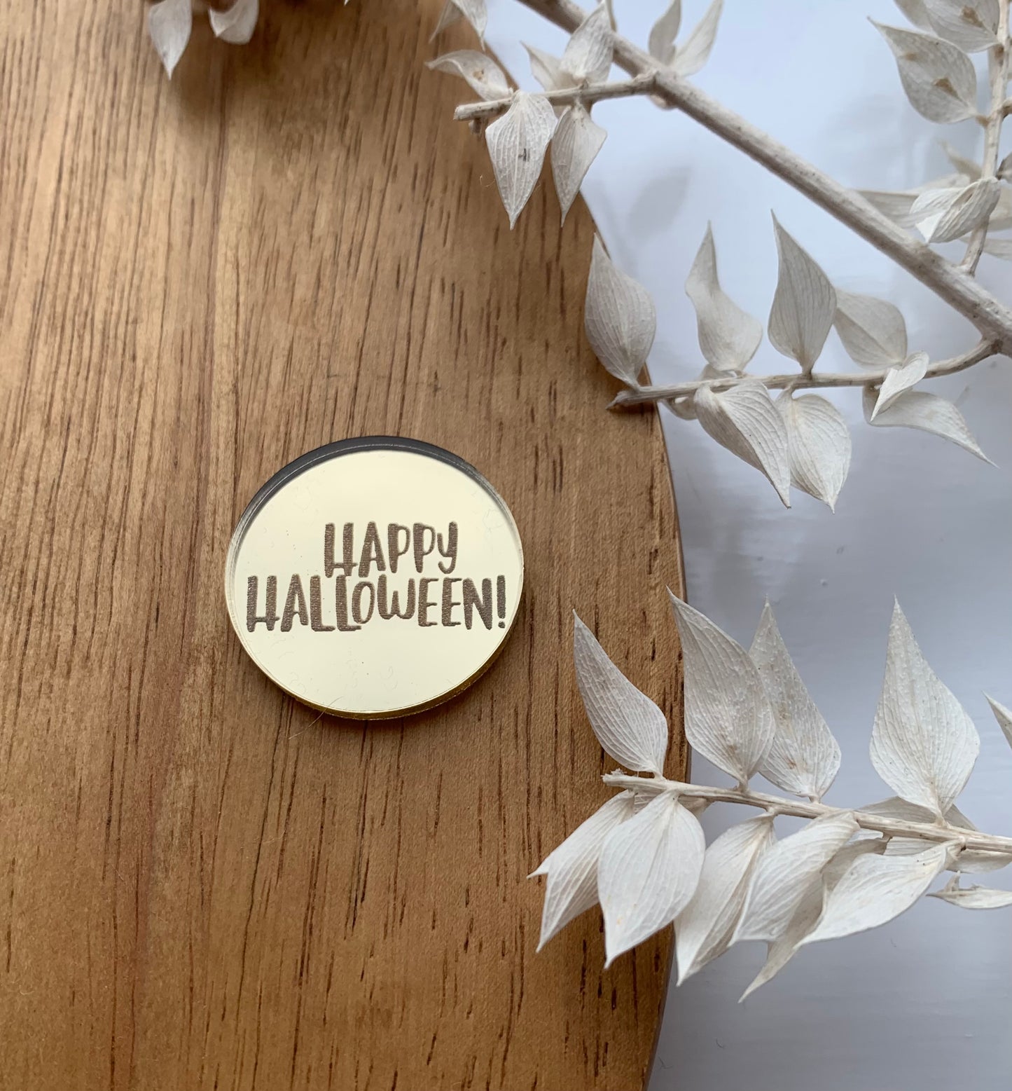 FIVER FRIDAY - pack of 10 - 3cm Happy Halloween mirrored acrylic disc