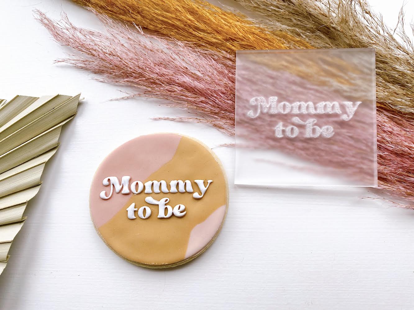 Mum/Mummy to be/Nan/Auntie etc retro embosser