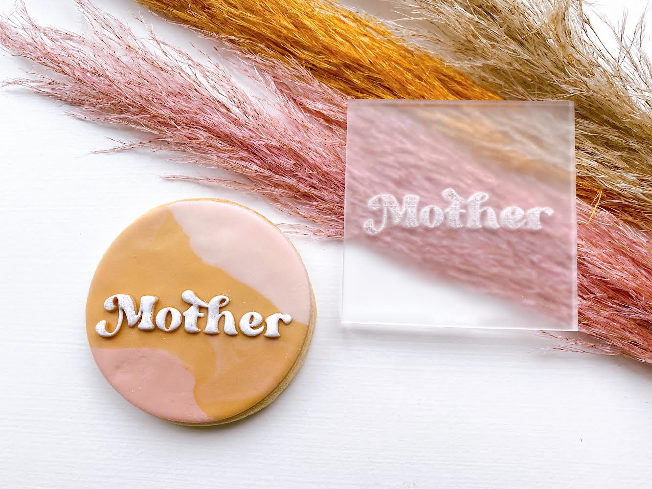 Mum/Mummy to be/Nan/Auntie etc retro embosser
