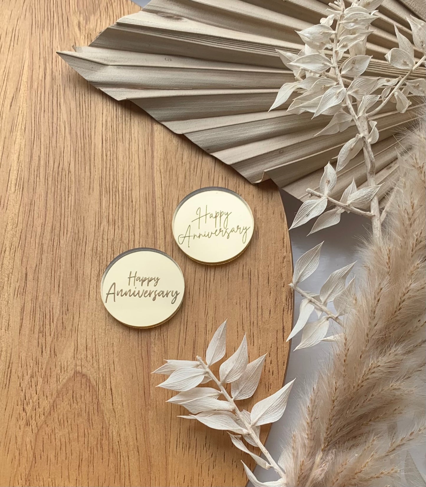 3cm Happy Anniversary mirror acrylic disc