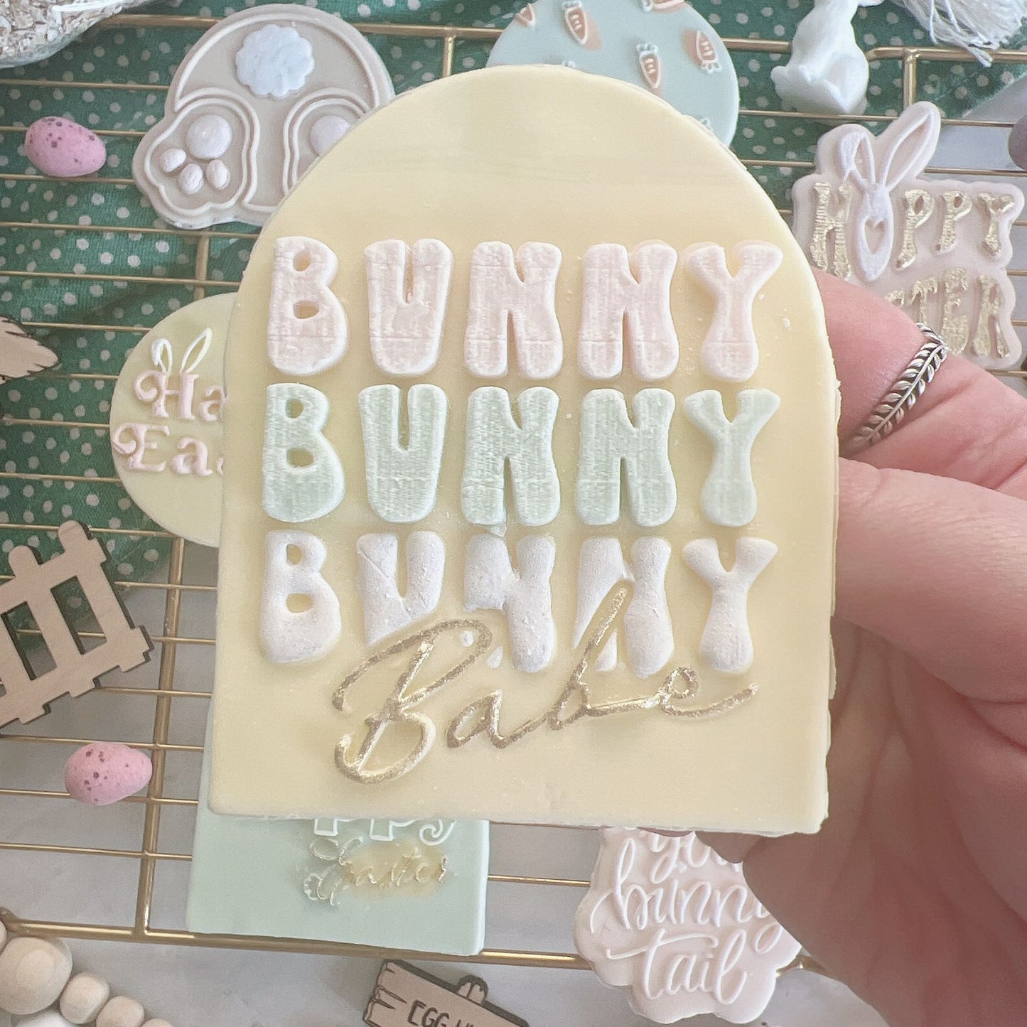 Bunny Babe repeat embosser