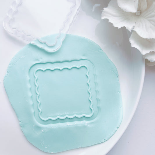 Wavy square border Embosser