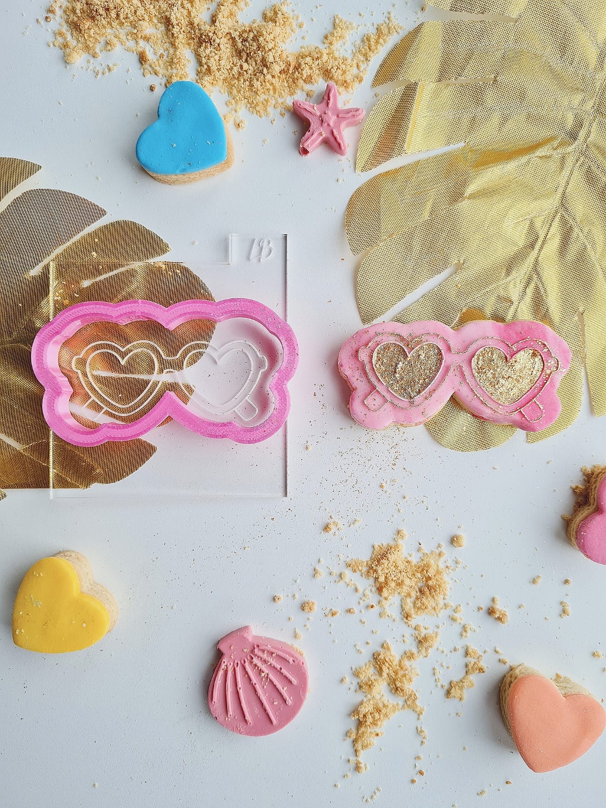 Heart Sunglasses Cookie Cutter